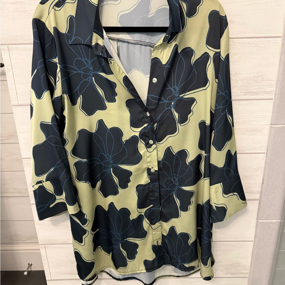 Elegant Floral Button Down Shirt